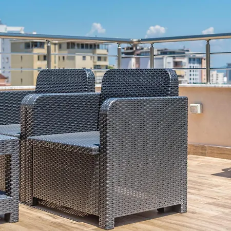 Head In The Clouds Brand New Penthouse * Durrës